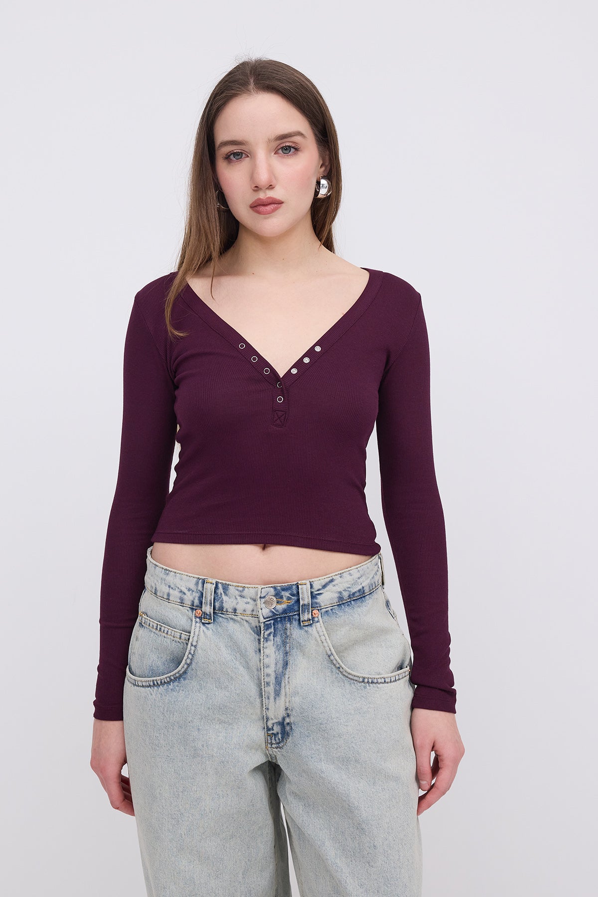 Gardenia_Modal-T-shirt-with-Snap-Collar-addax