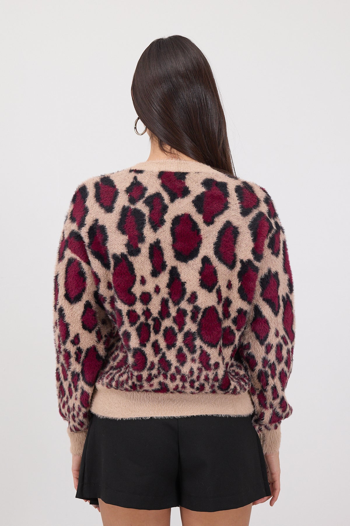 Leopard_Soft-Textured-Leopard-Patterned-Knitwear-Sweater-addax