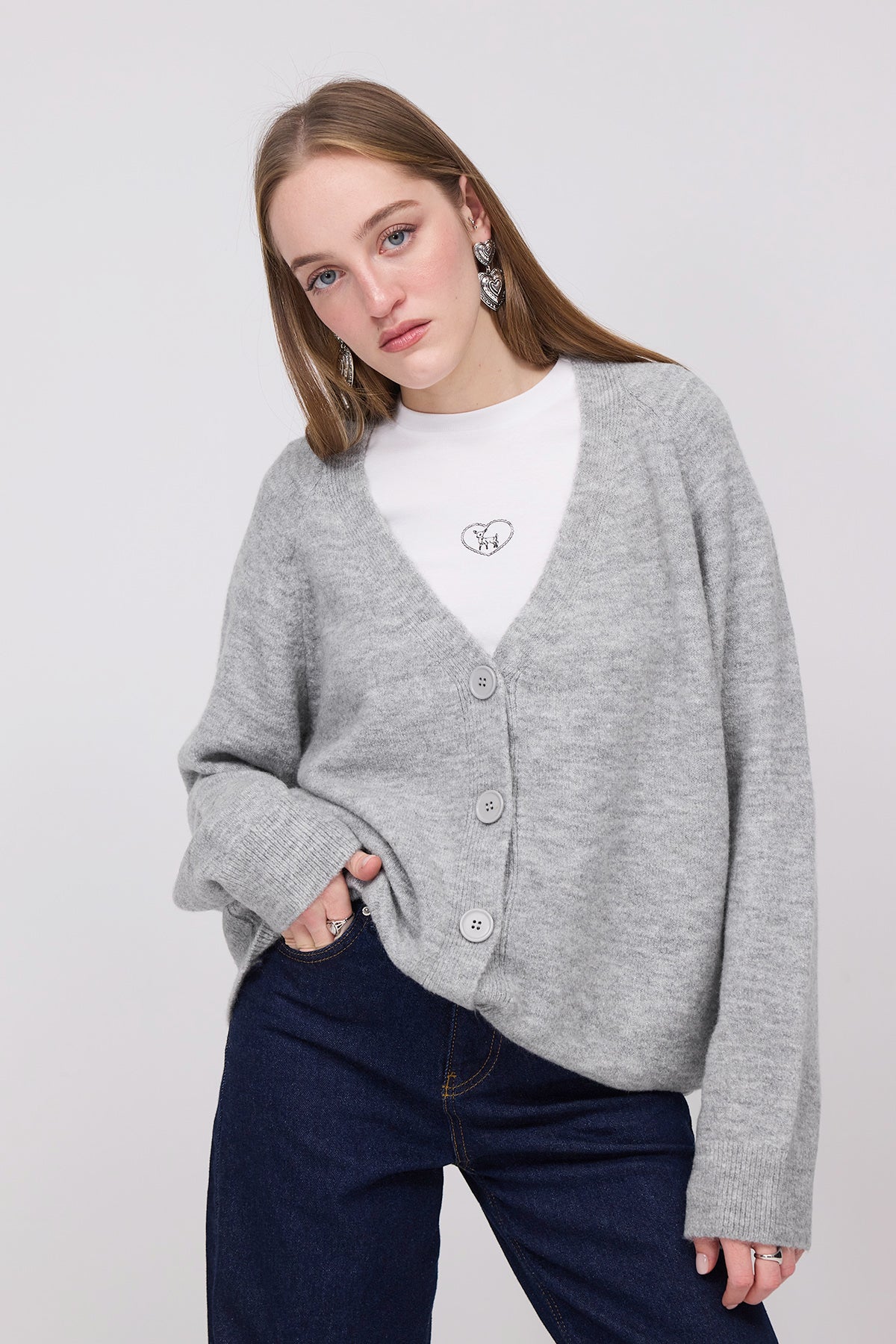 Grey_Buttoned-Knitted-Cardigan-addax