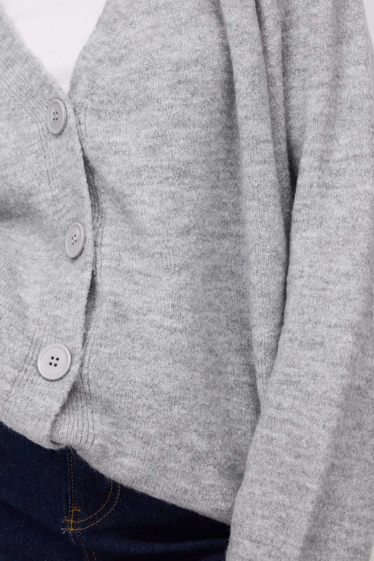 Grey_Buttoned-Knitted-Cardigan-addax