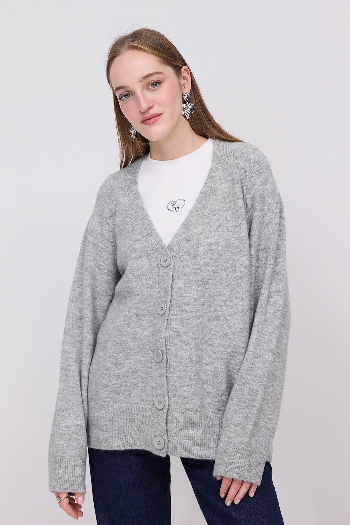 Grey_Buttoned-Knitted-Cardigan-addax