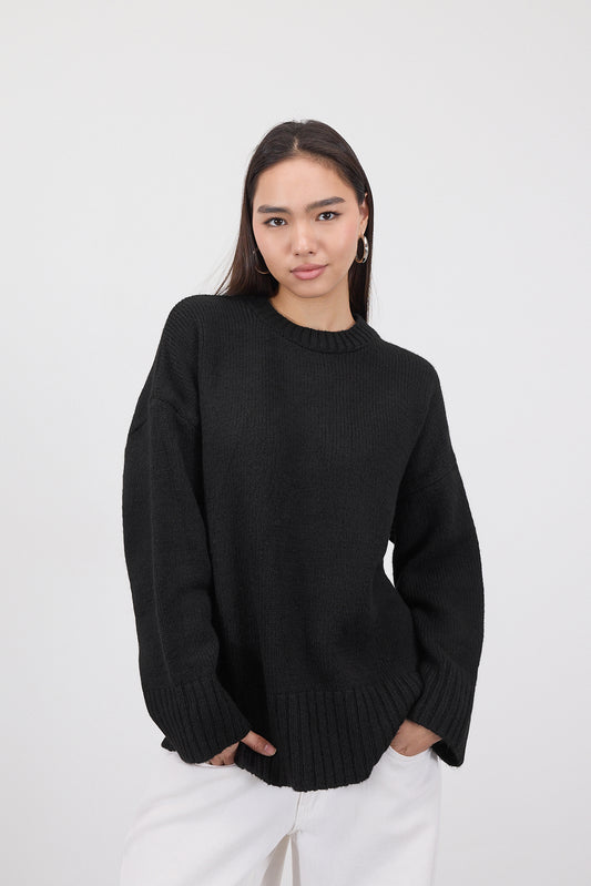 Black_Crew-Neck-Basic-Knitwear-Sweater-addax
