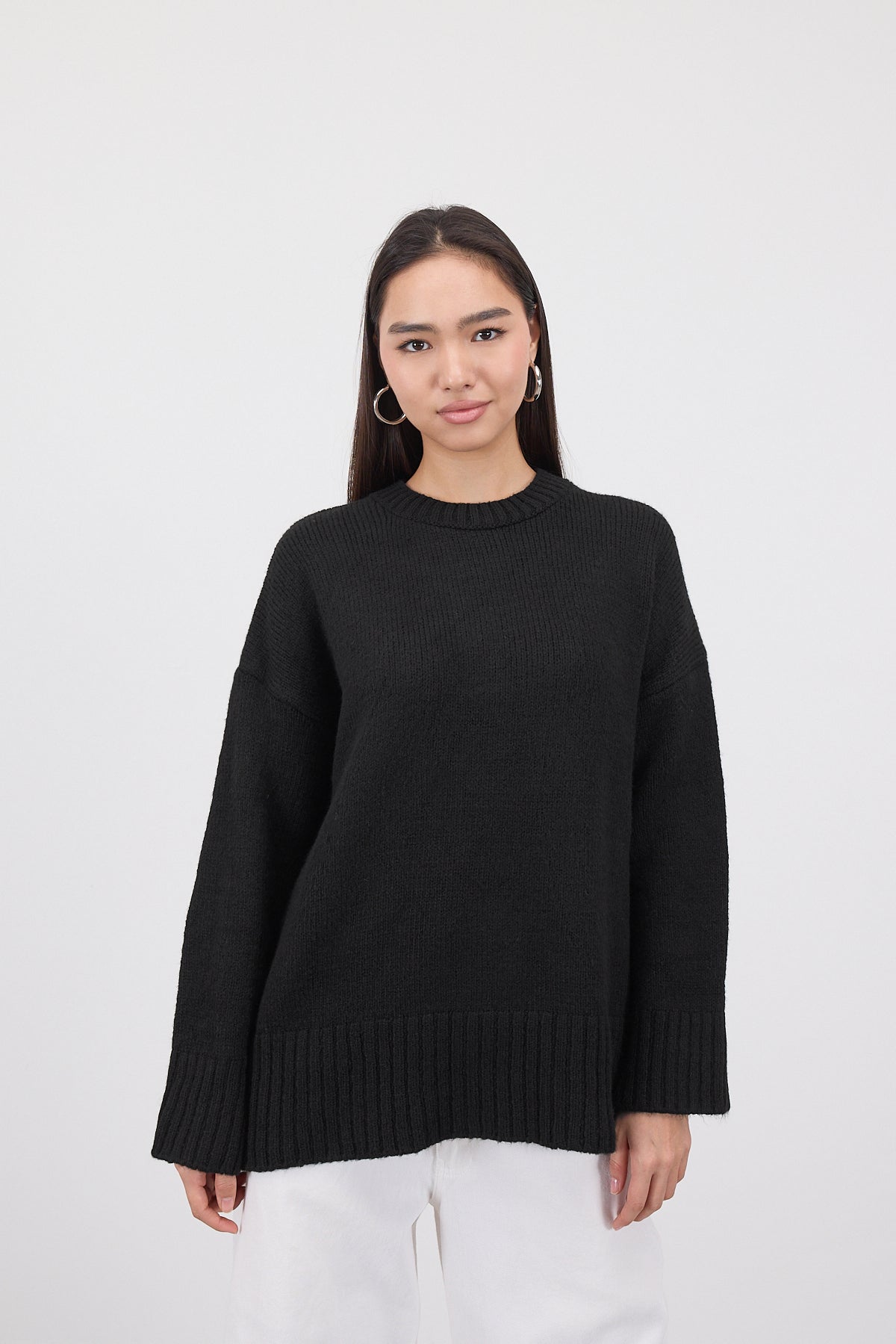 Black_Crew-Neck-Basic-Knitwear-Sweater-addax