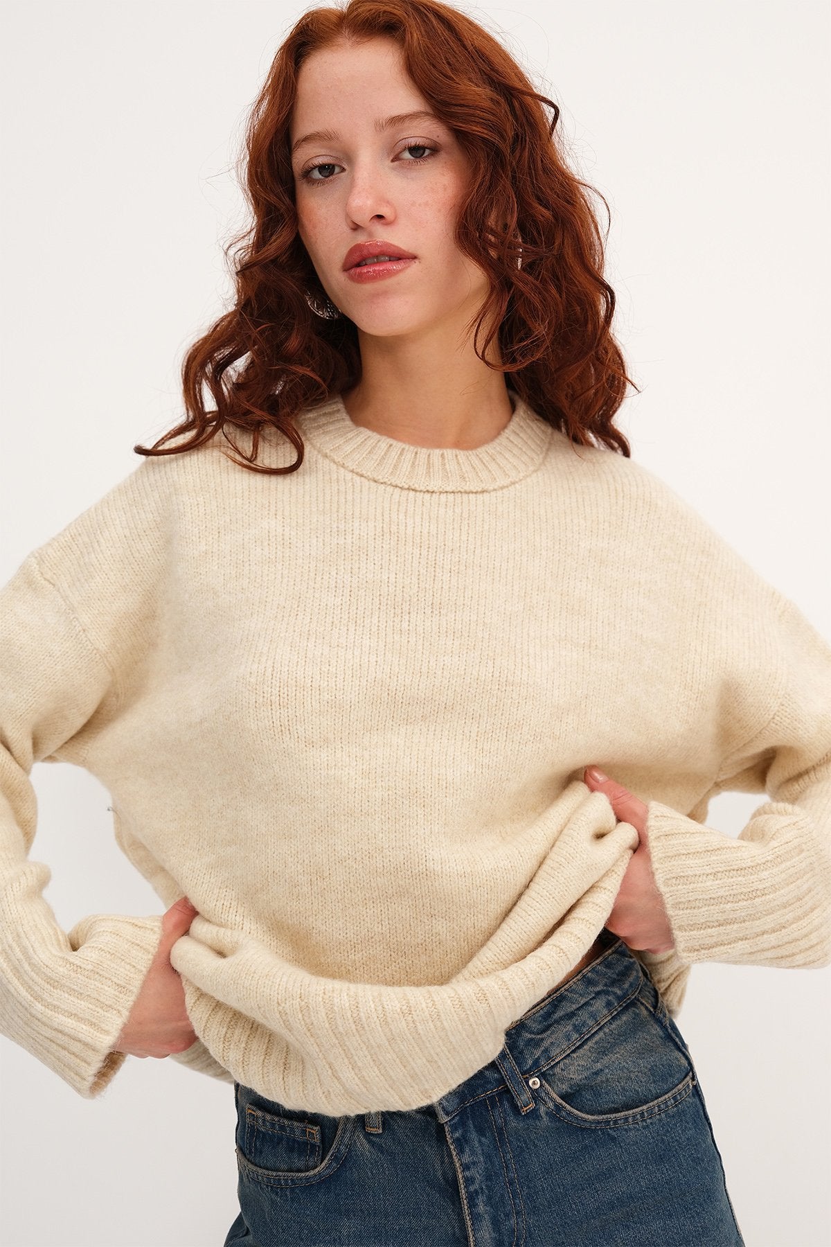 Stone_Crew-Neck-Basic-Knitwear-Sweater-addax