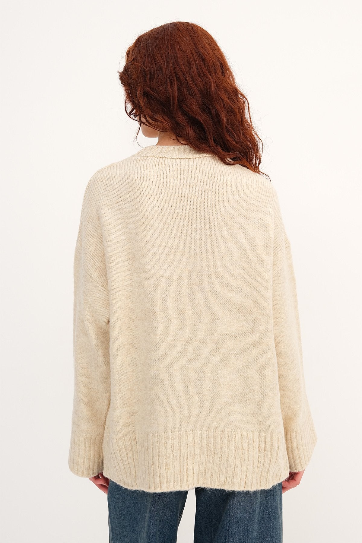 Stone_Crew-Neck-Basic-Knitwear-Sweater-addax