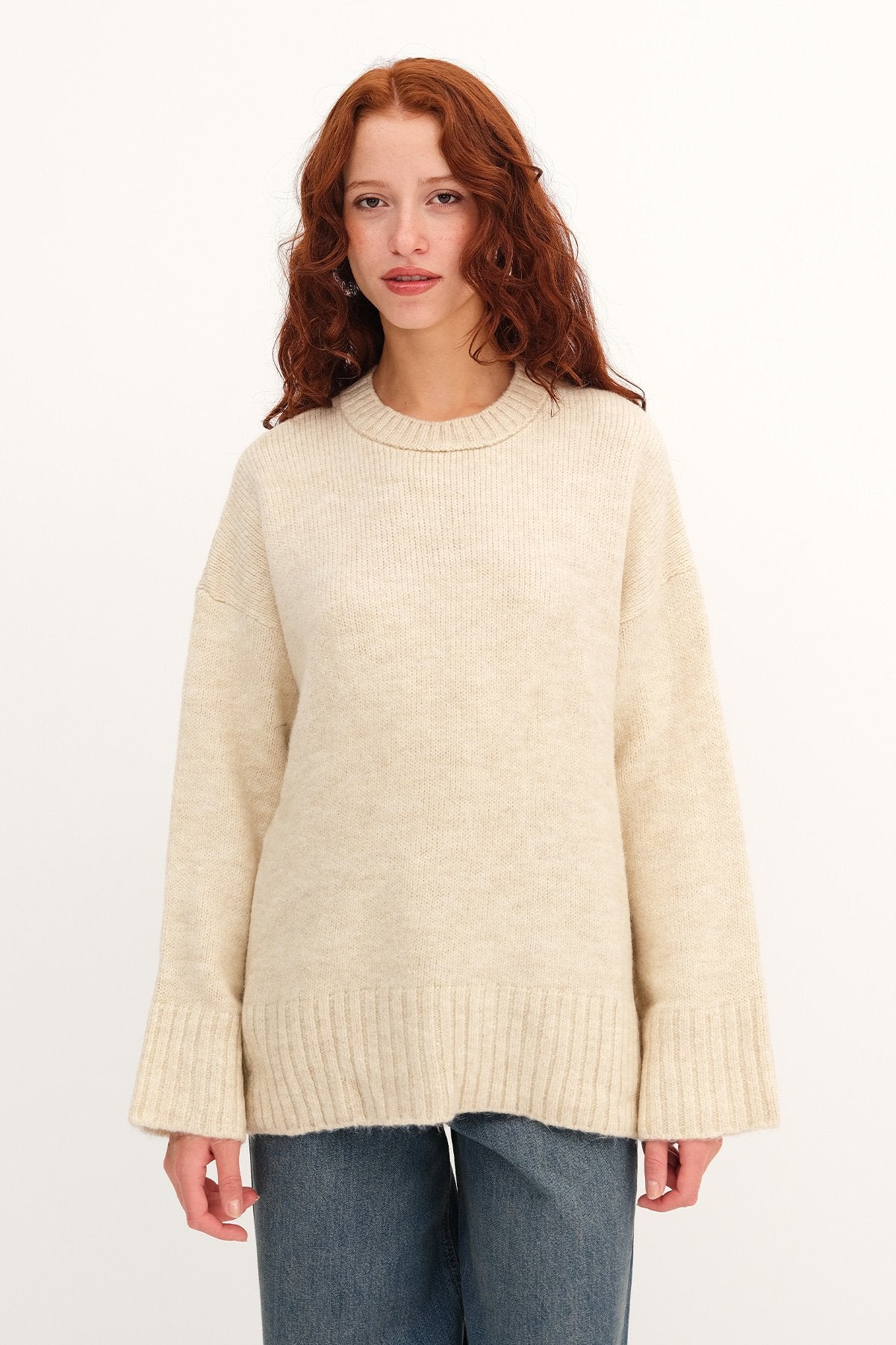 Stone_Crew-Neck-Basic-Knitwear-Sweater-addax
