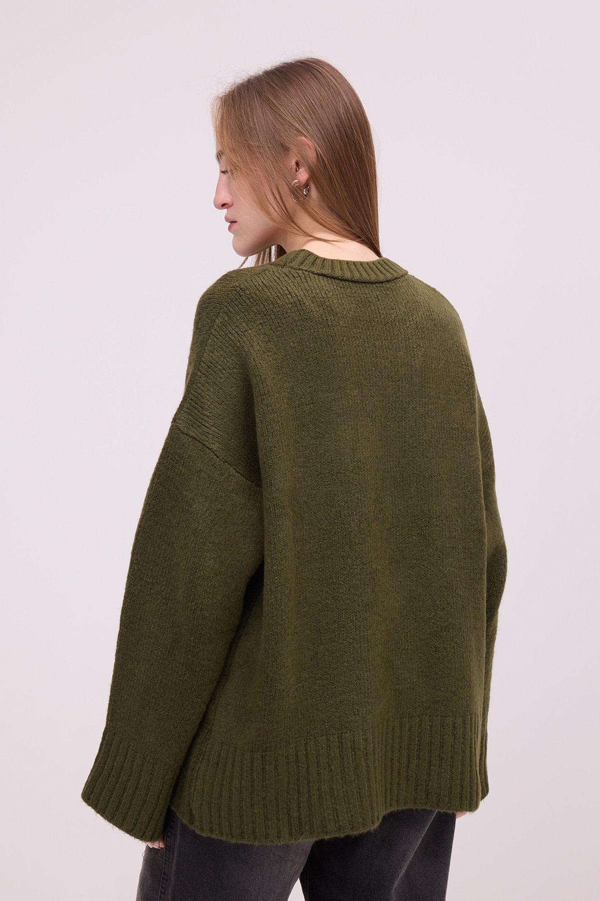 Oil-Green_Crew-Neck-Basic-Knitwear-Sweater-addax