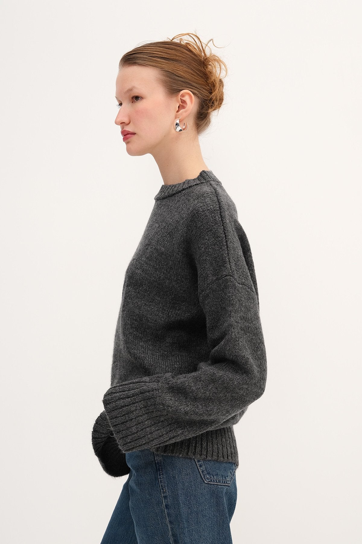 Lead-Grey_Crew-Neck-Basic-Knitwear-Sweater-addax