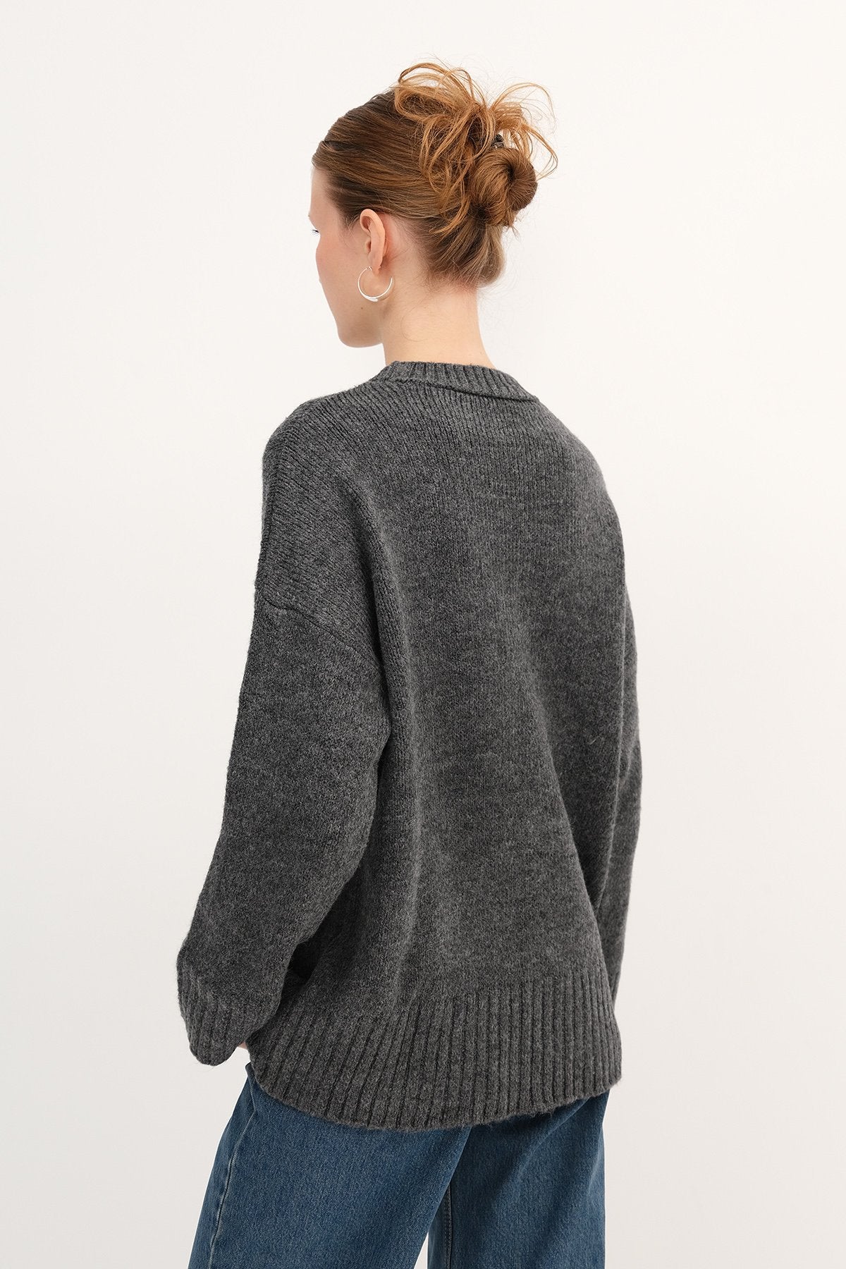 Lead-Grey_Crew-Neck-Basic-Knitwear-Sweater-addax