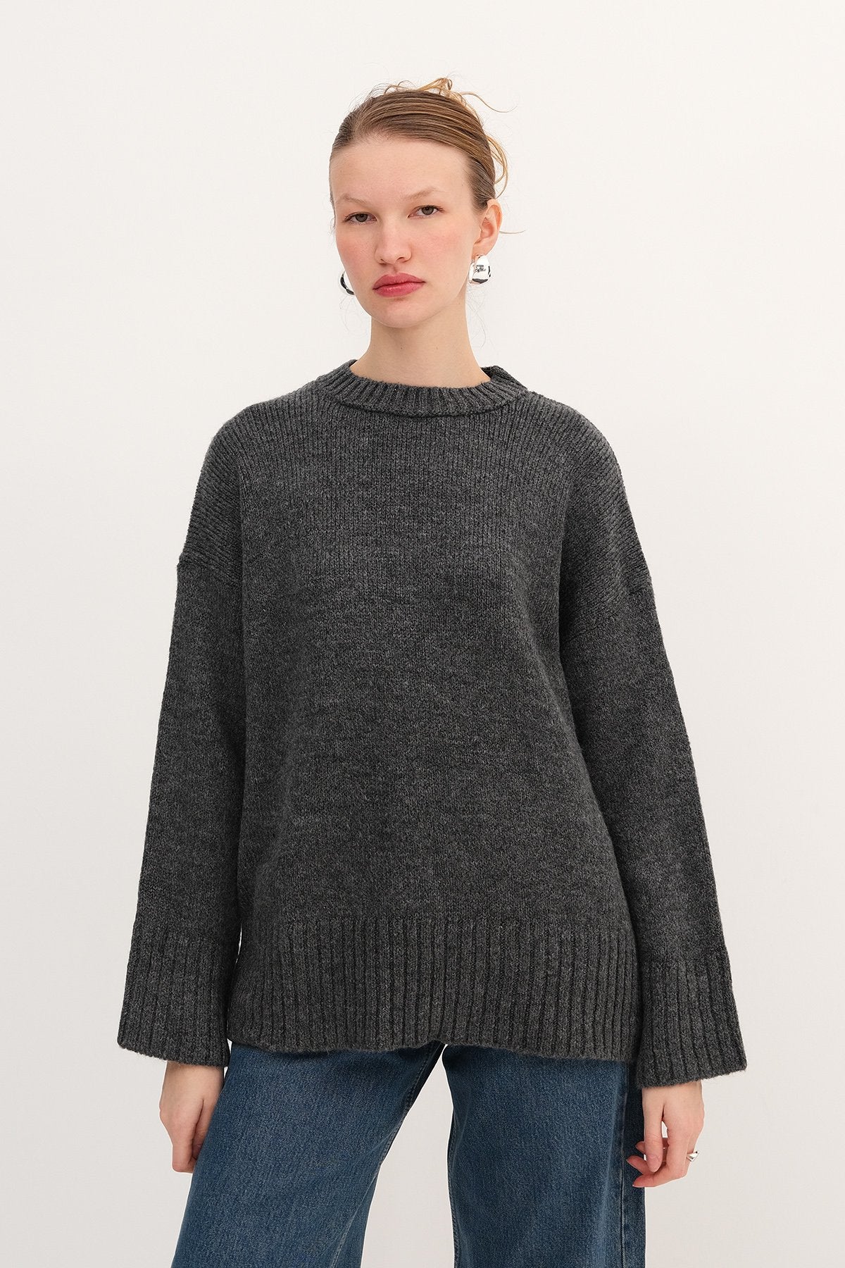 Lead-Grey_Crew-Neck-Basic-Knitwear-Sweater-addax