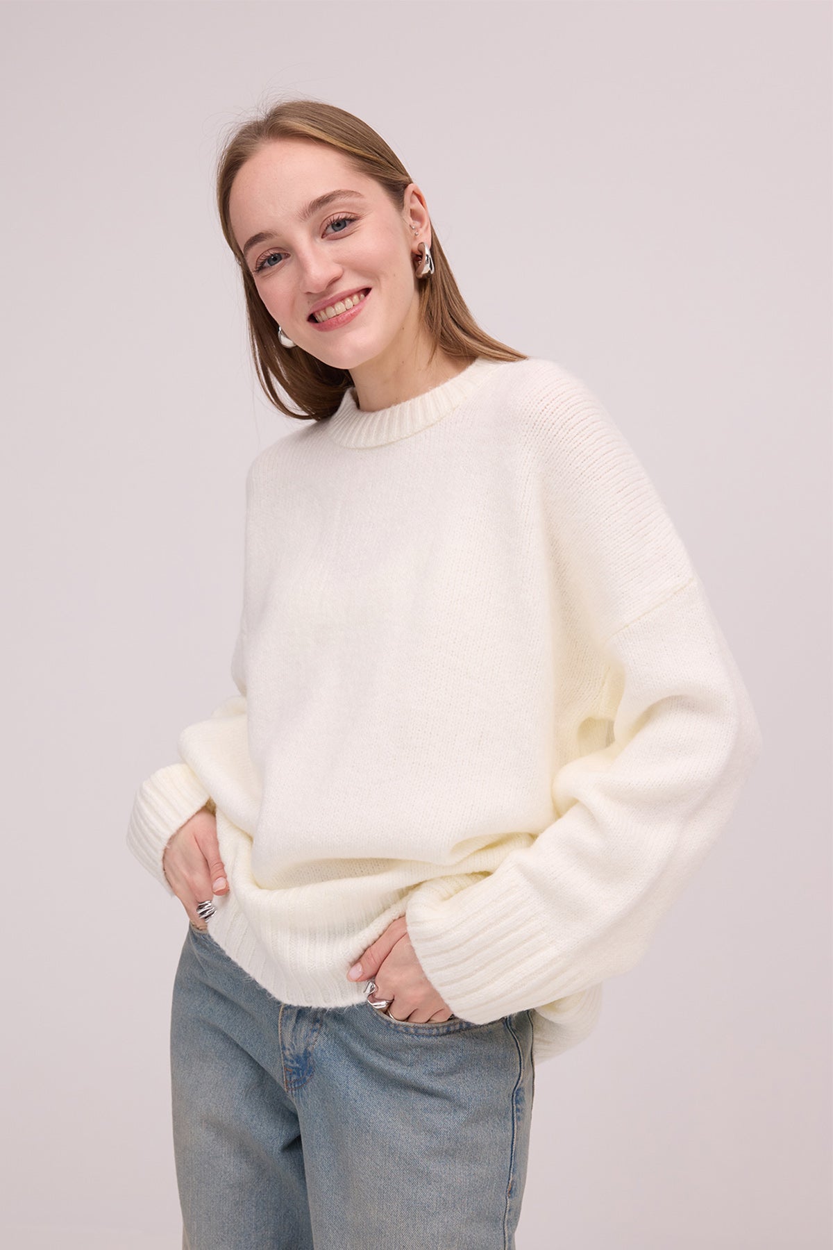 Ecru_Crew-Neck-Basic-Knitwear-Sweater-addax