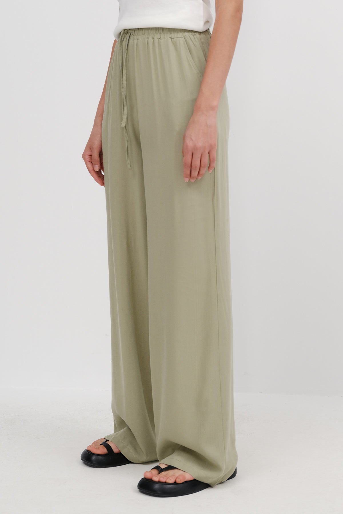Oil-Green_Front-Tie-Wide-Leg-Pants-addax