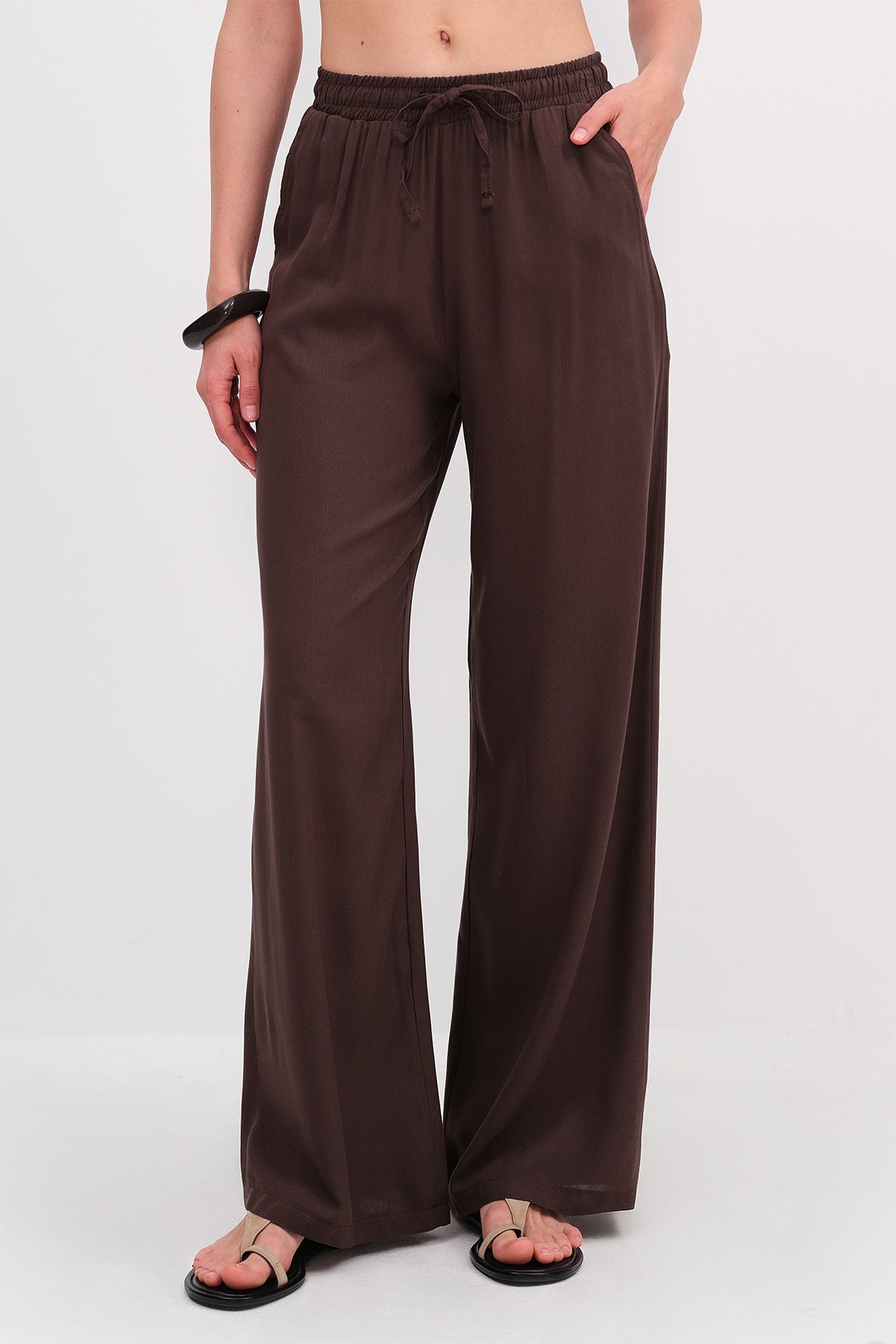Bitter-Coffee_Front-Tie-Wide-Leg-Pants-addax