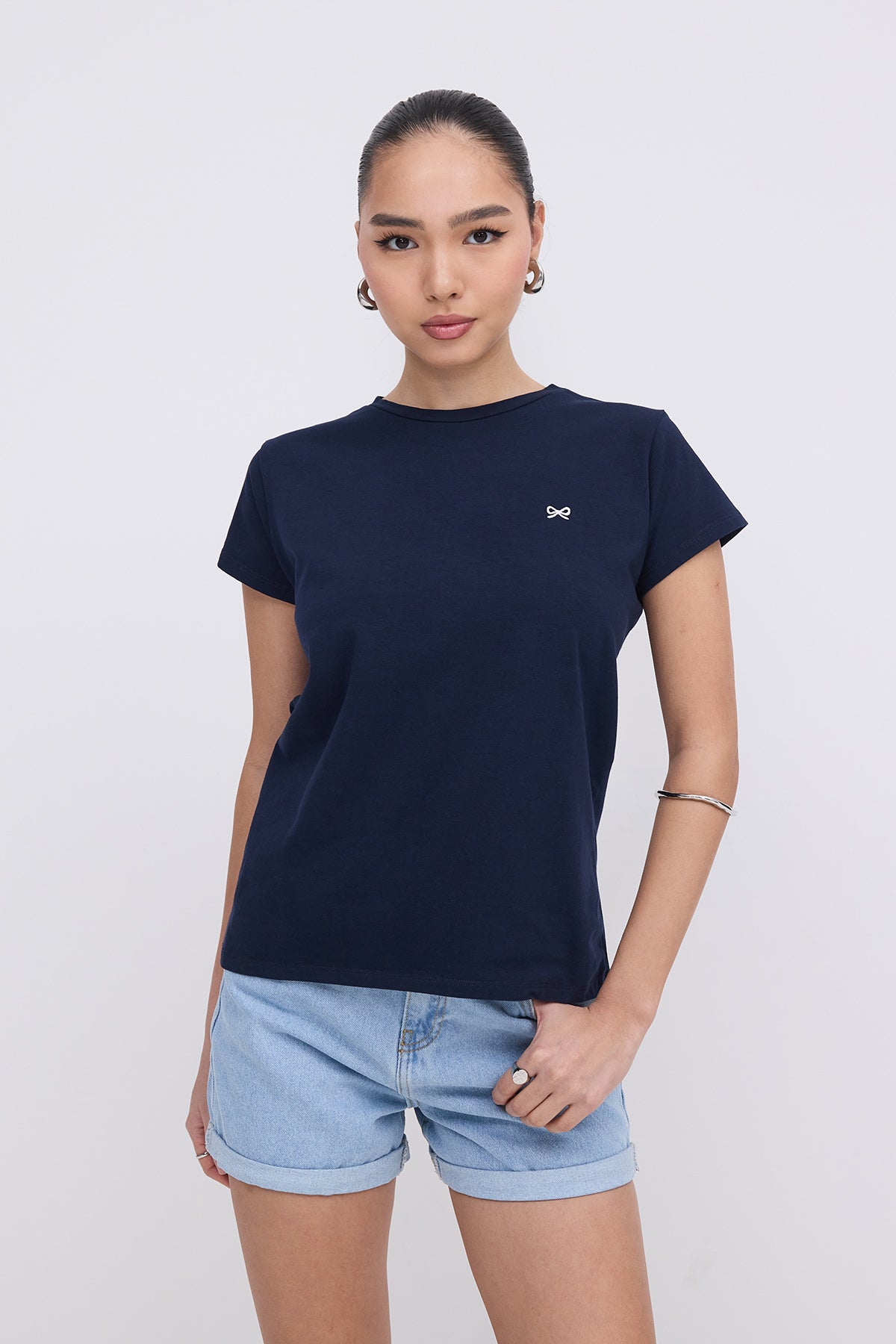 Night-Blue_Ribbon-Embroidered-T-shirt-addax