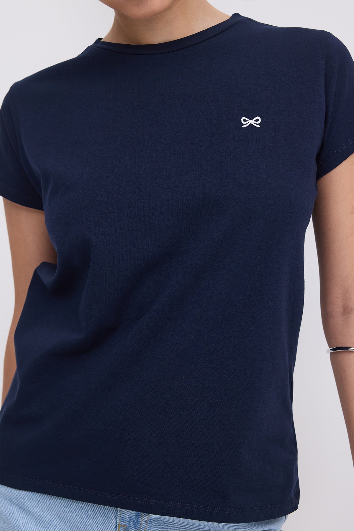 Night-Blue_Ribbon-Embroidered-T-shirt-addax