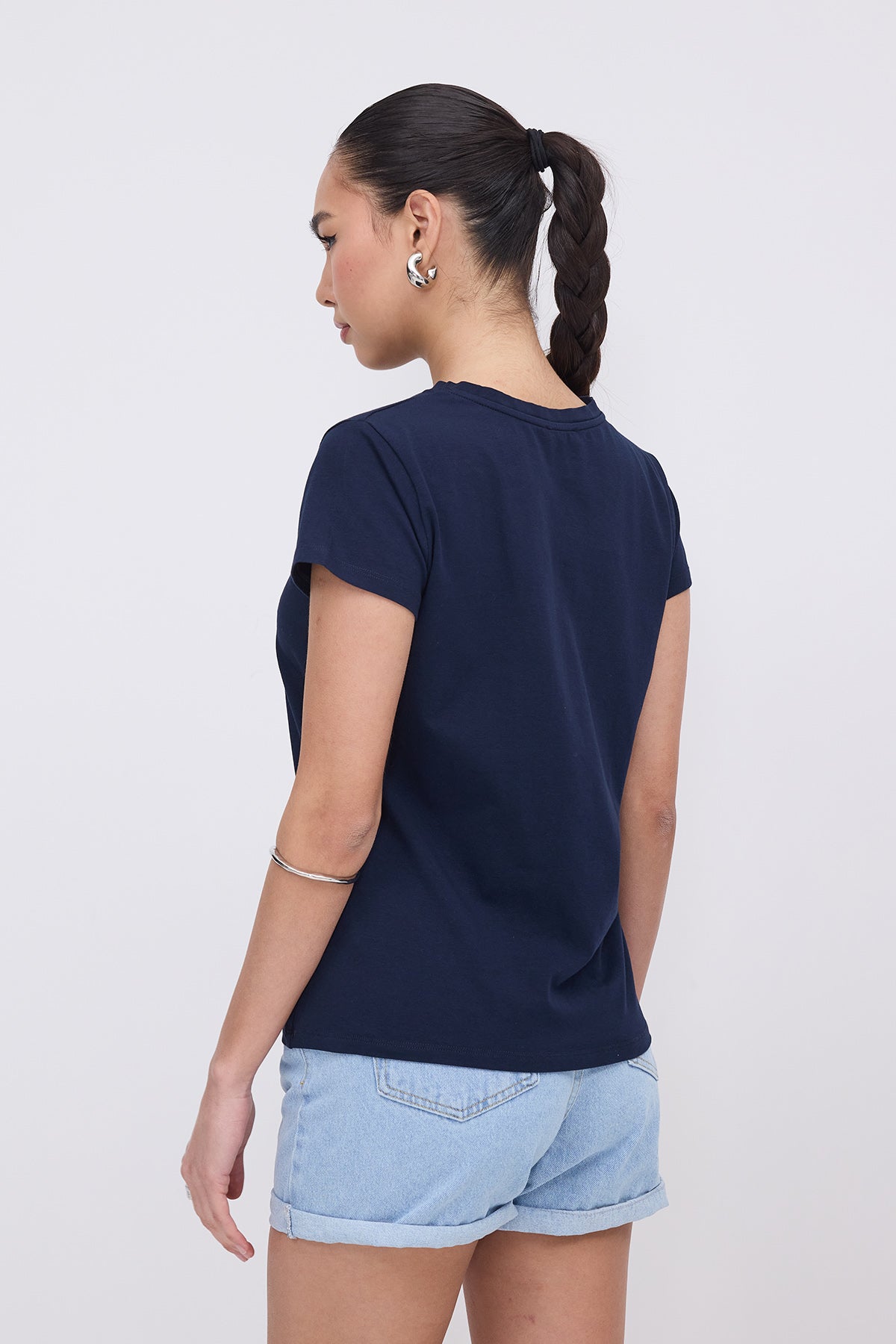 Night-Blue_Ribbon-Embroidered-T-shirt-addax