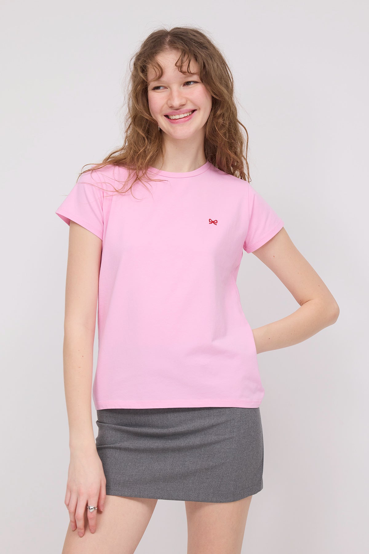 Begonia_Ribbon-Embroidered-T-shirt-addax