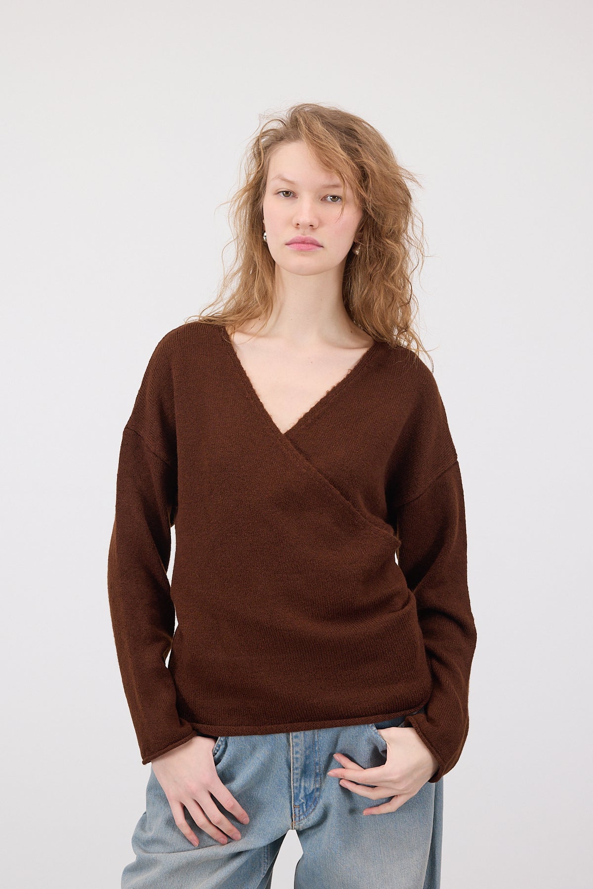 Brown_V-Neck-Laced-Knit-Cardigan-addax