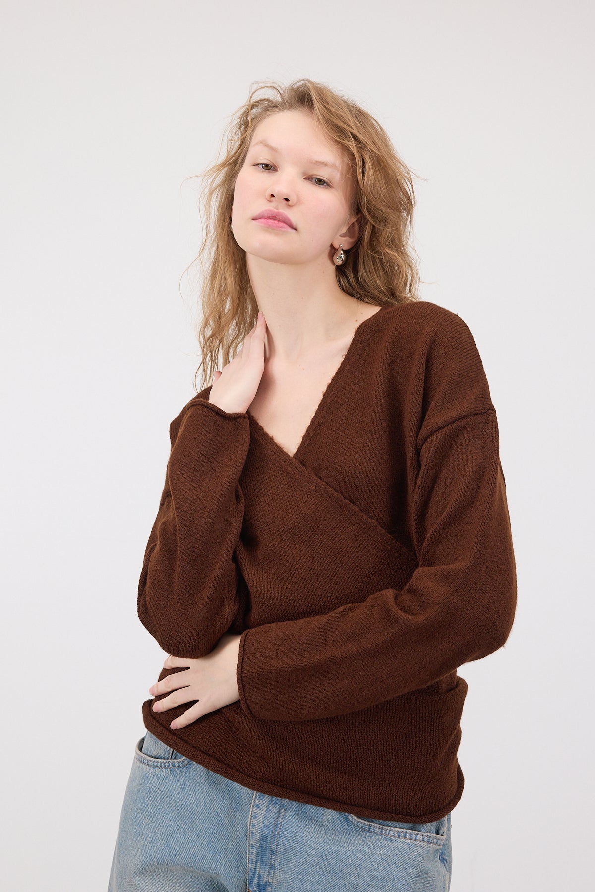 Brown_V-Neck-Laced-Knit-Cardigan-addax