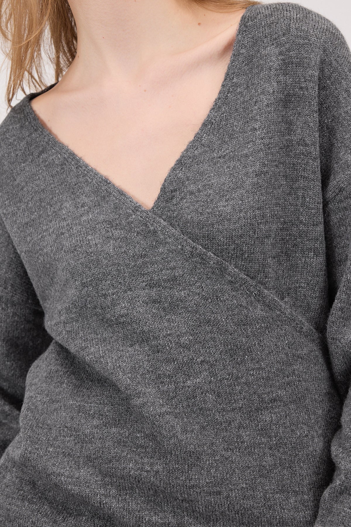 Smoke_V-Neck-Laced-Knit-Cardigan-addax