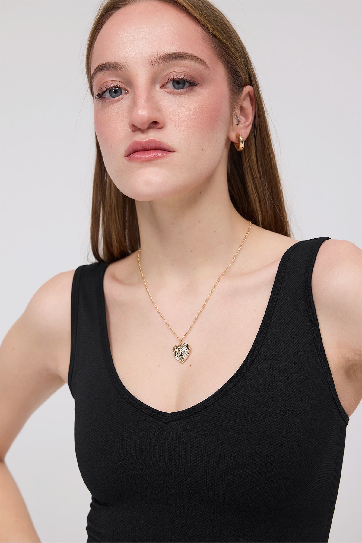 Black_V-Neck-Short-Tank-Top-addax