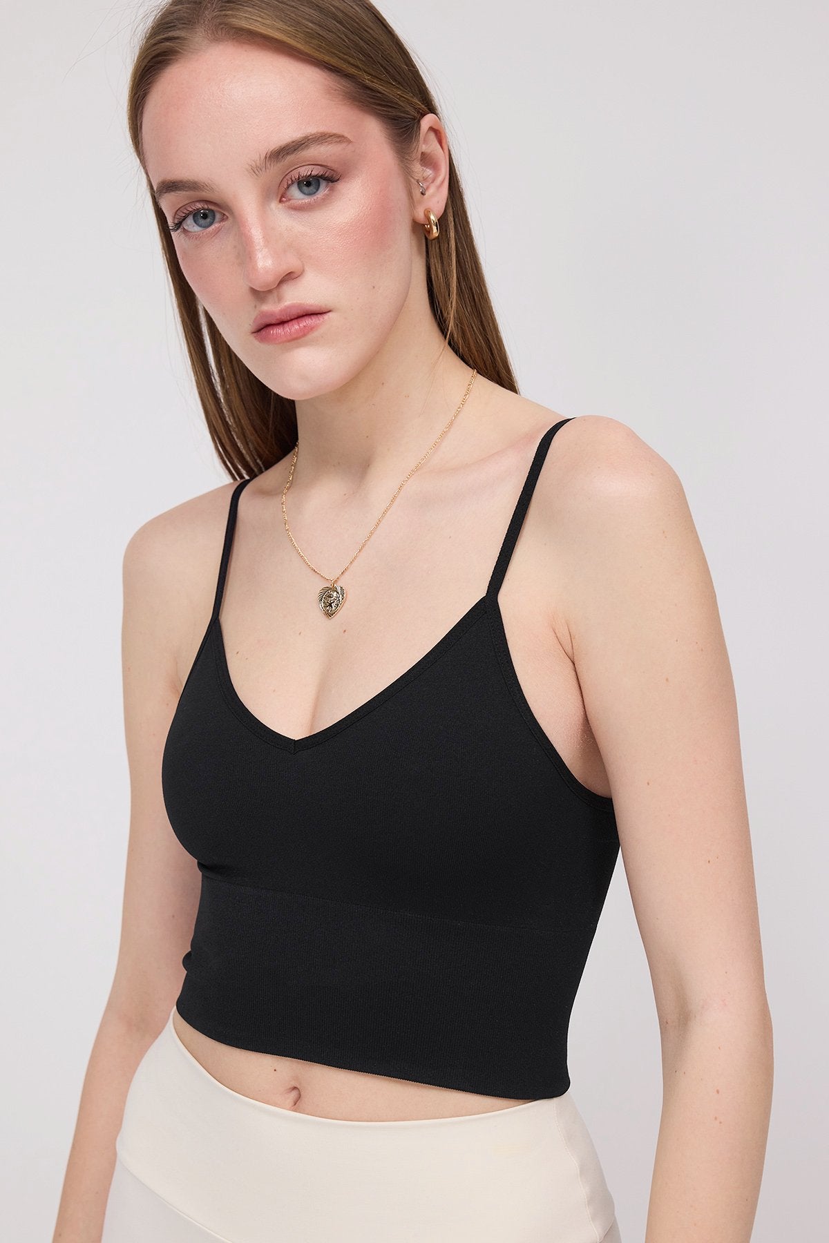 Black_V-Neck-Rope-Strap-Crop-Tank-Top-addax