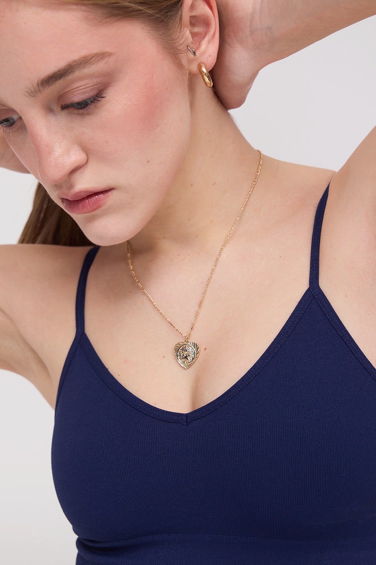 Night-Blue_V-Neck-Rope-Strap-Crop-Tank-Top-addax