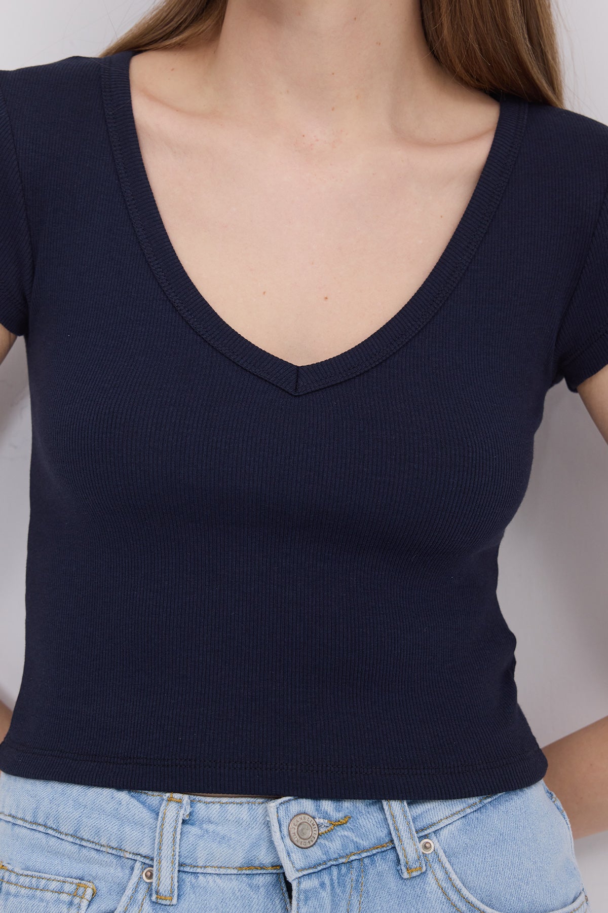 Night-Blue_V-Neck-Crop-T-shirt-addax