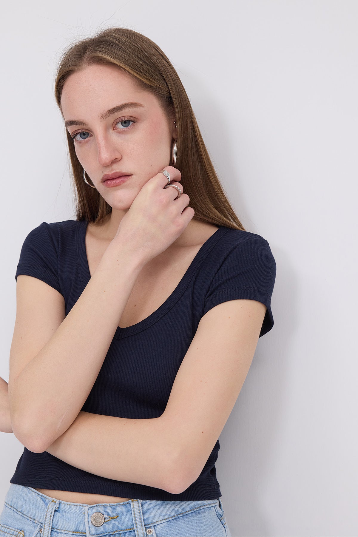 Night-Blue_V-Neck-Crop-T-shirt-addax