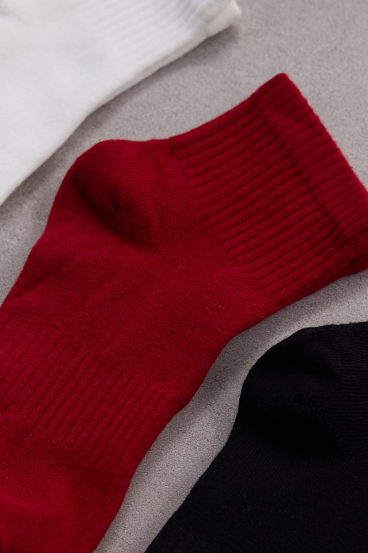 Ecru---Burgundy_Socks-3-Pack-addax