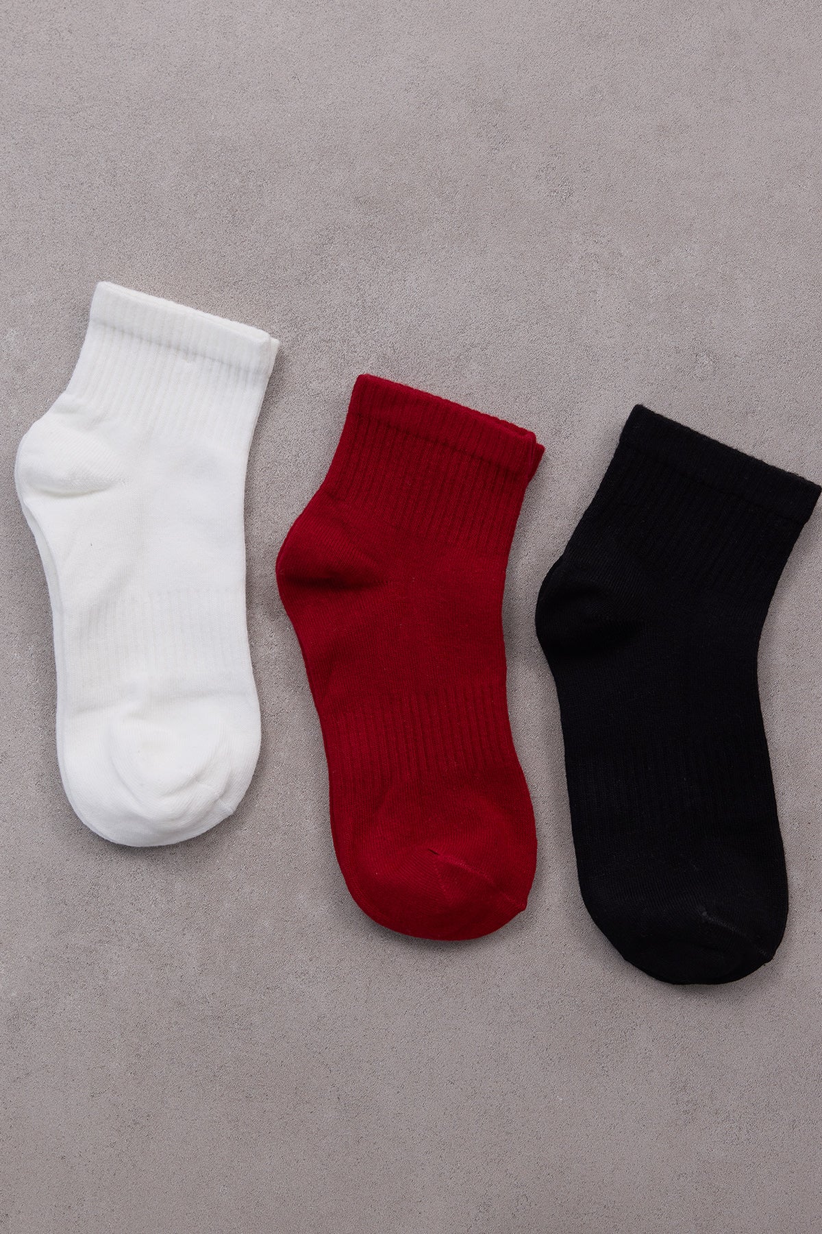 Ecru---Burgundy_Socks-3-Pack-addax