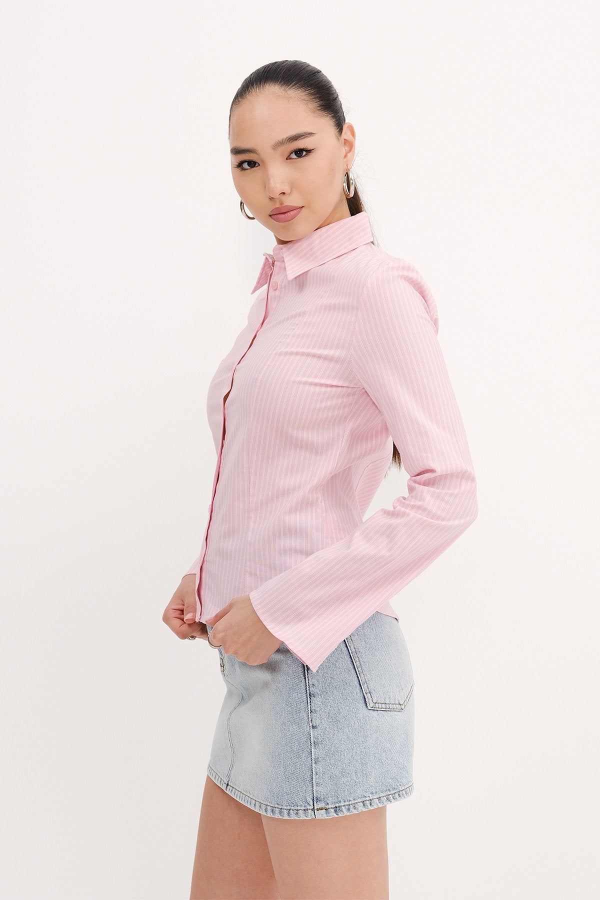 Lotus_Buttoned-Striped-Shirt-addax