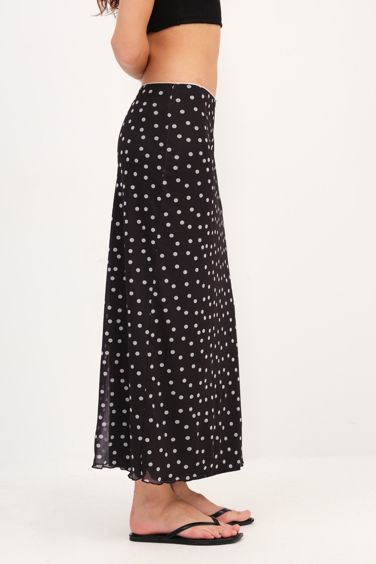 Black_Floral-Patterned-Lined-Midi-Skirt-addax