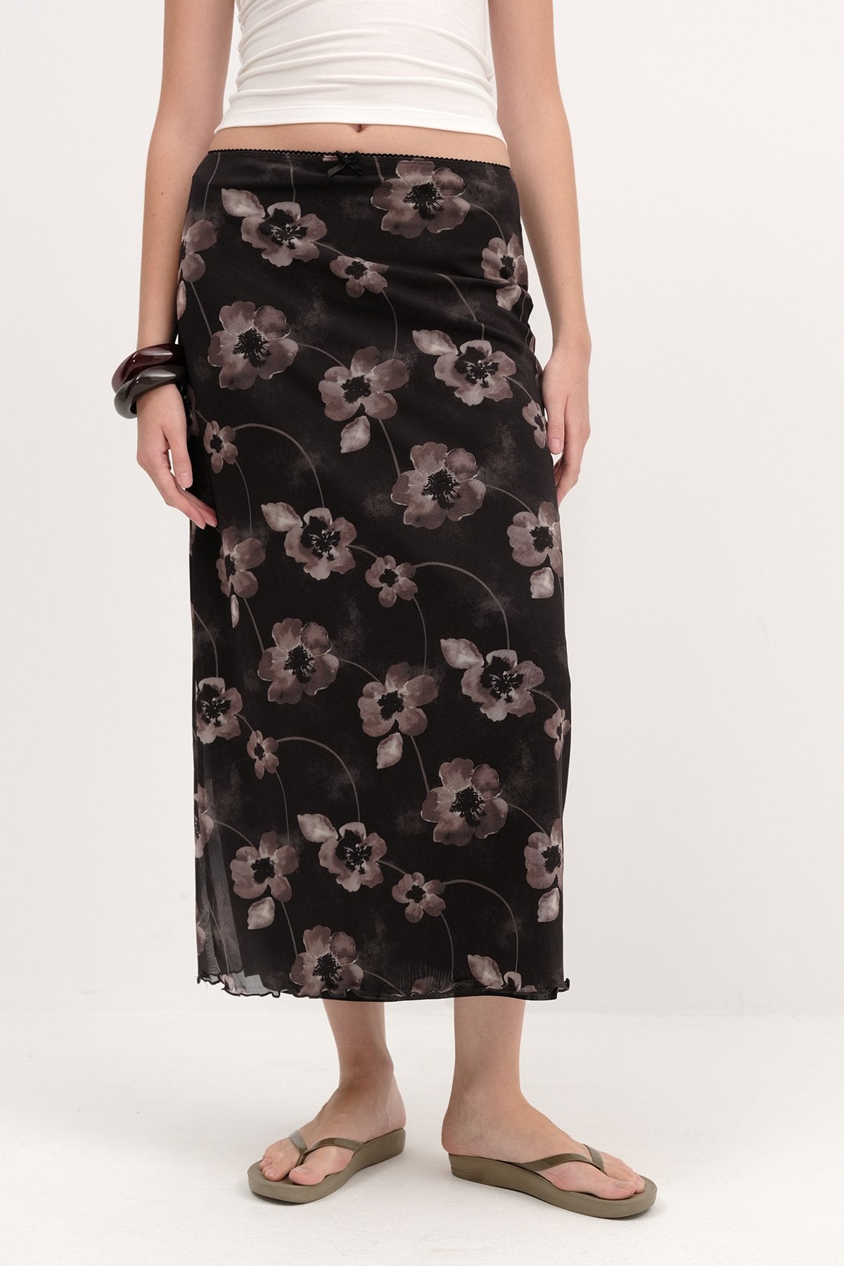 Black_Floral-Patterned-Lined-Midi-Skirt-addax