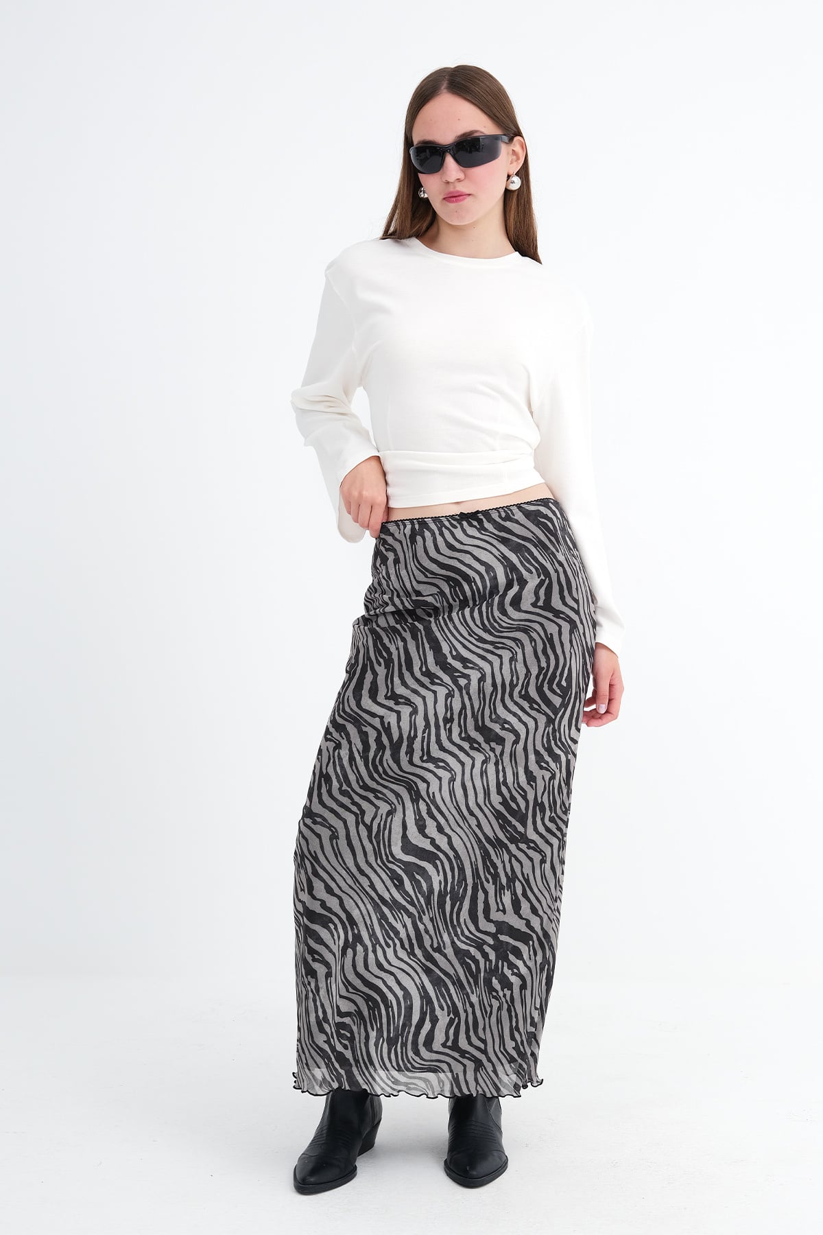 Zebra_Floral-Patterned-Lined-Midi-Skirt-addax