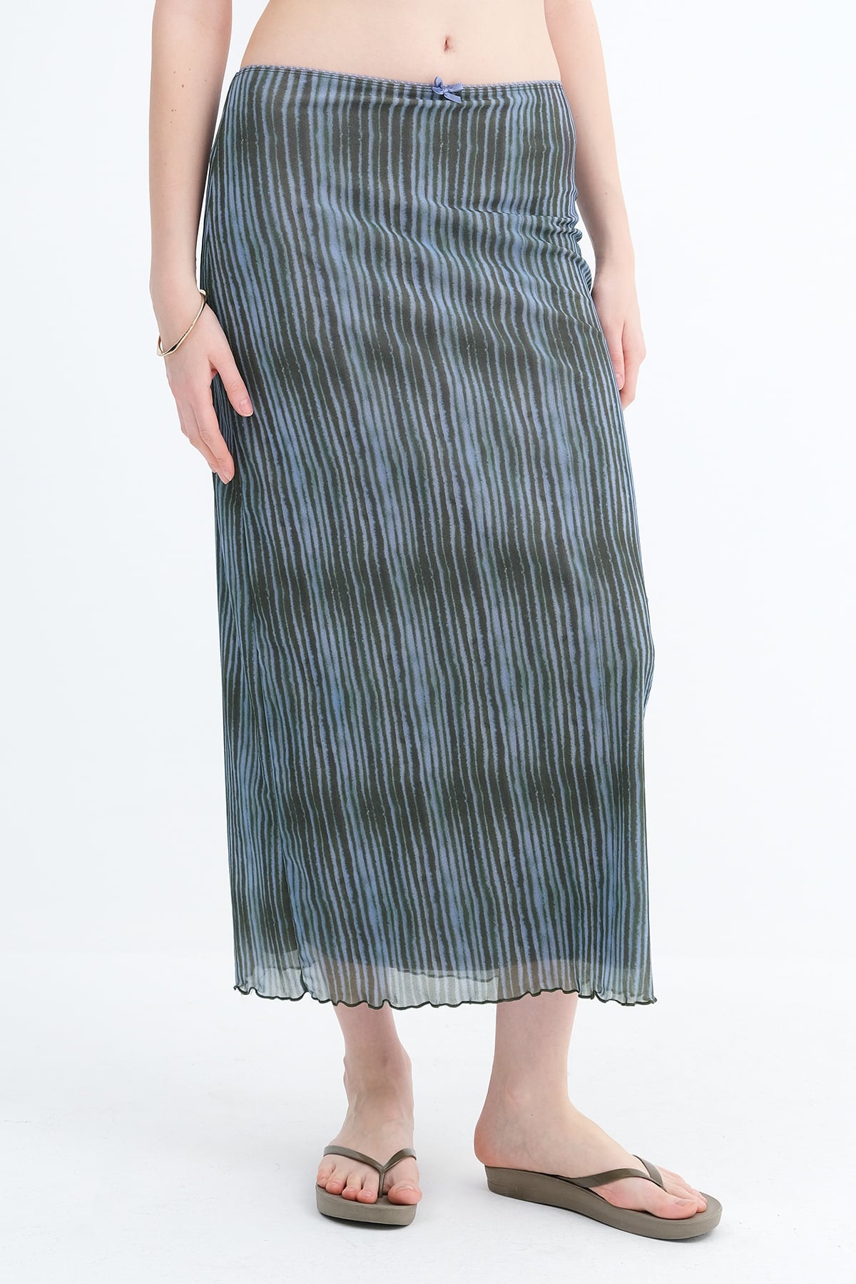 Blue-Khaki_Floral-Patterned-Lined-Midi-Skirt-addax