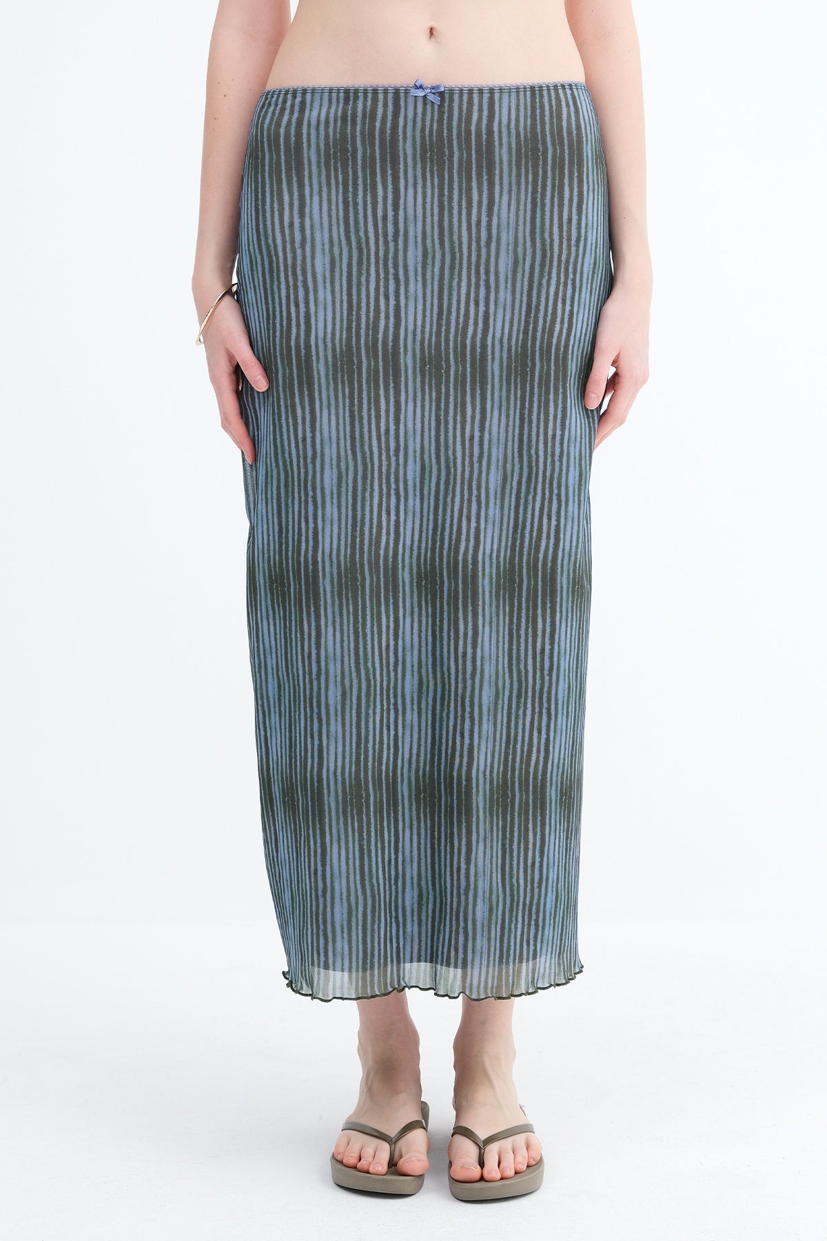 Blue-Khaki_Floral-Patterned-Lined-Midi-Skirt-addax