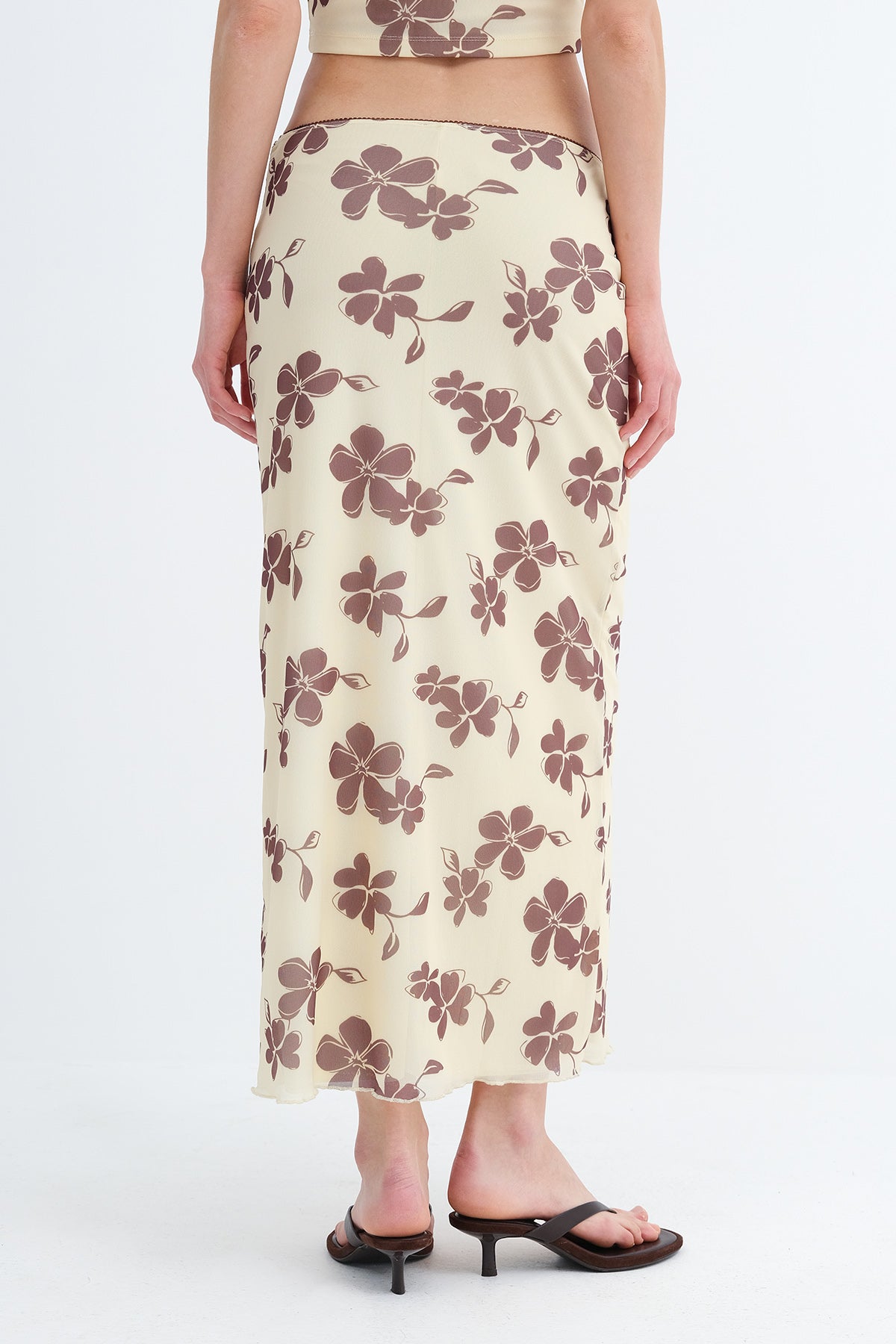 Soft-Yellow_Floral-Patterned-Lined-Midi-Skirt-addax