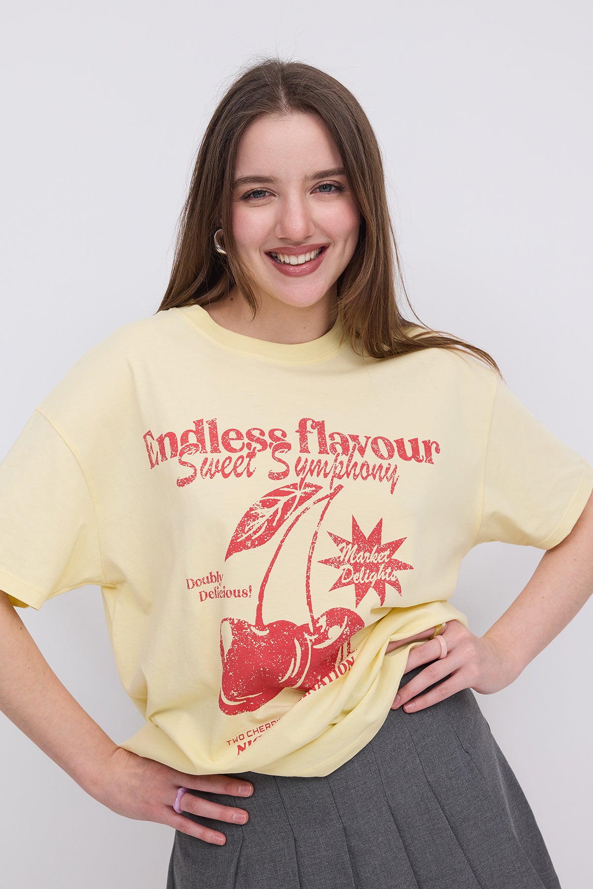 Light-Yellow_Cherry-Look-T-shirt-addax