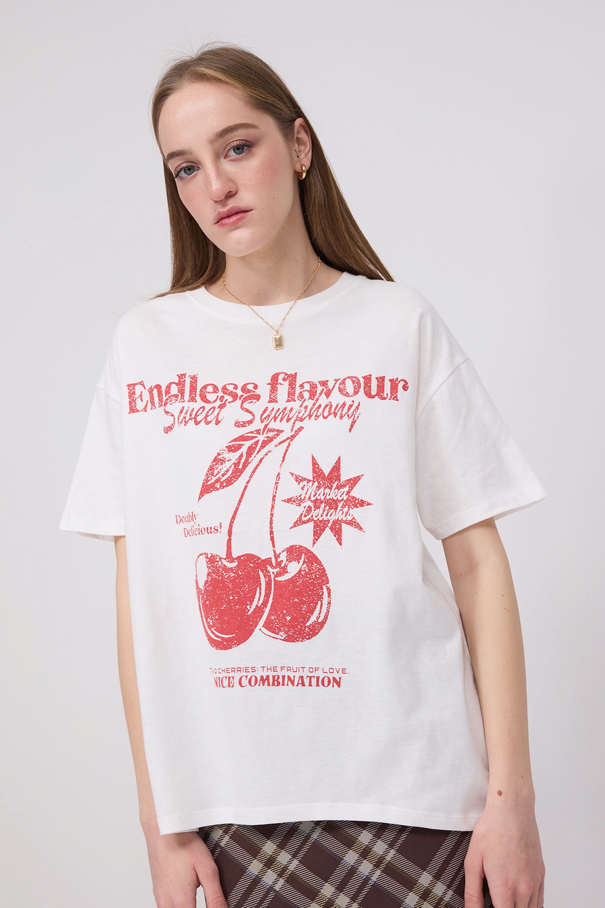 Ecru_Cherry-Look-T-shirt-addax