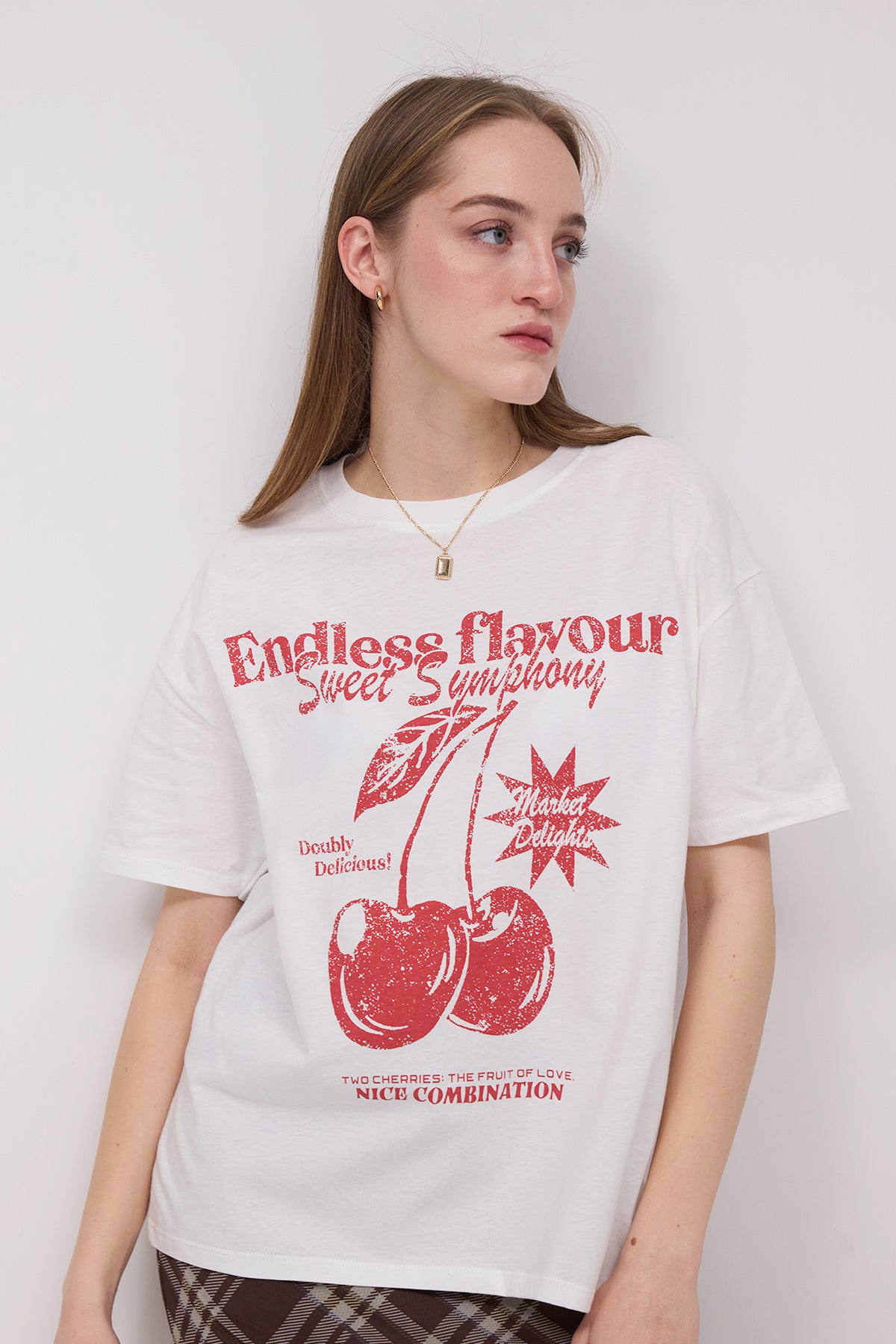 Ecru_Cherry-Look-T-shirt-addax