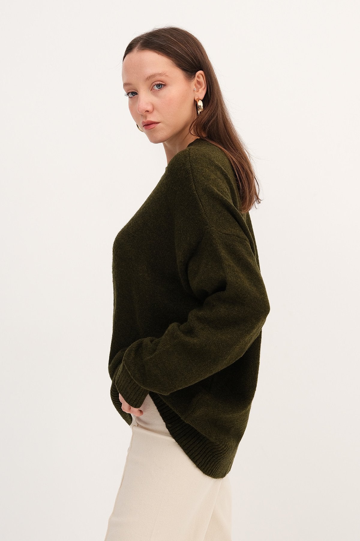 Khaki_Crew-Neck-Basic-Knitwear-Sweater-addax