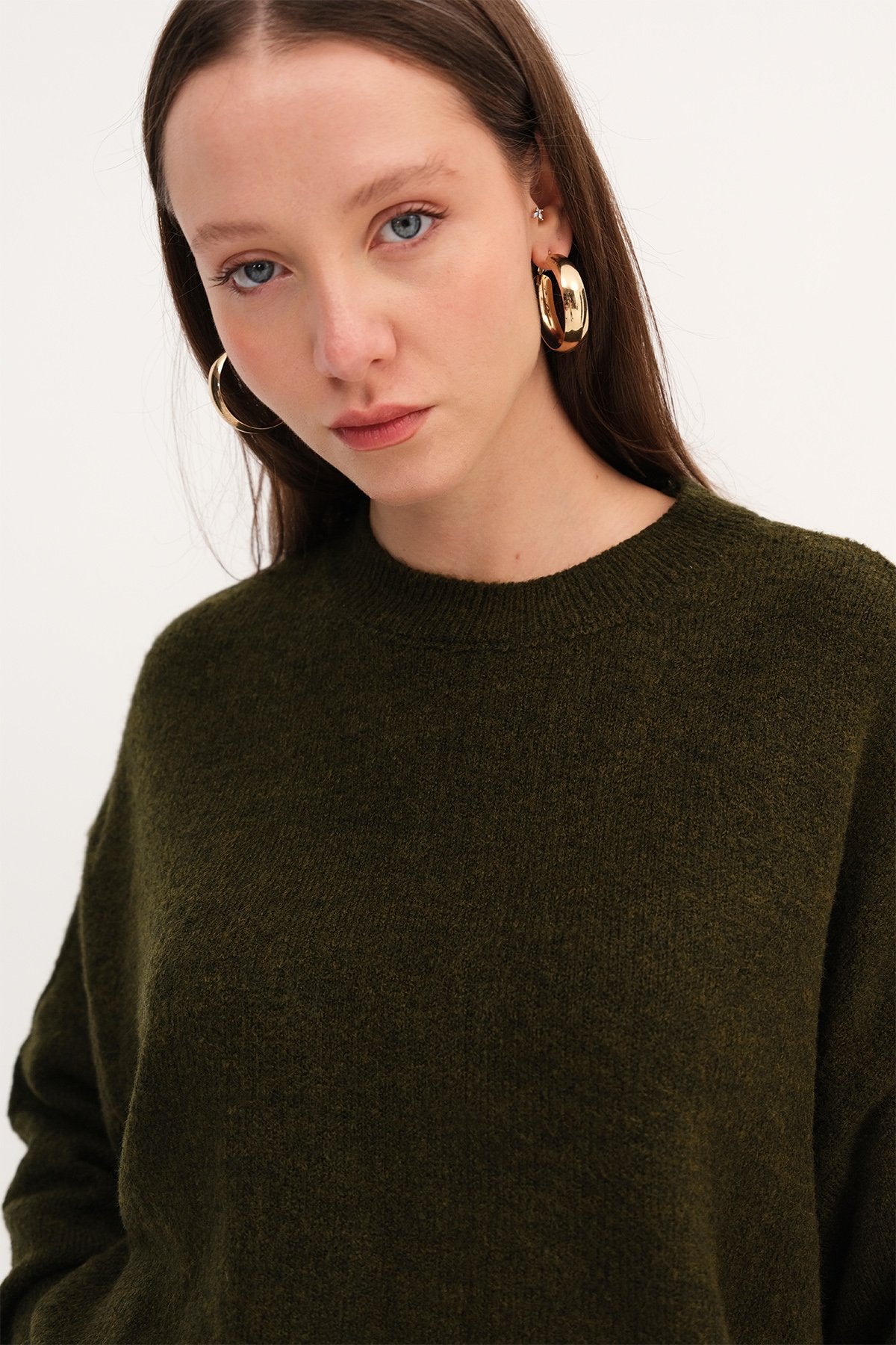Khaki_Crew-Neck-Basic-Knitwear-Sweater-addax