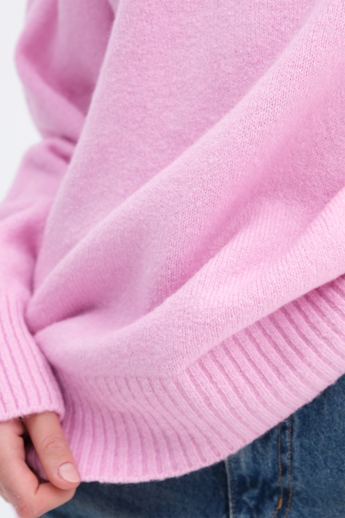 Light-Pink_Crew-Neck-Basic-Knitwear-Sweater-addax