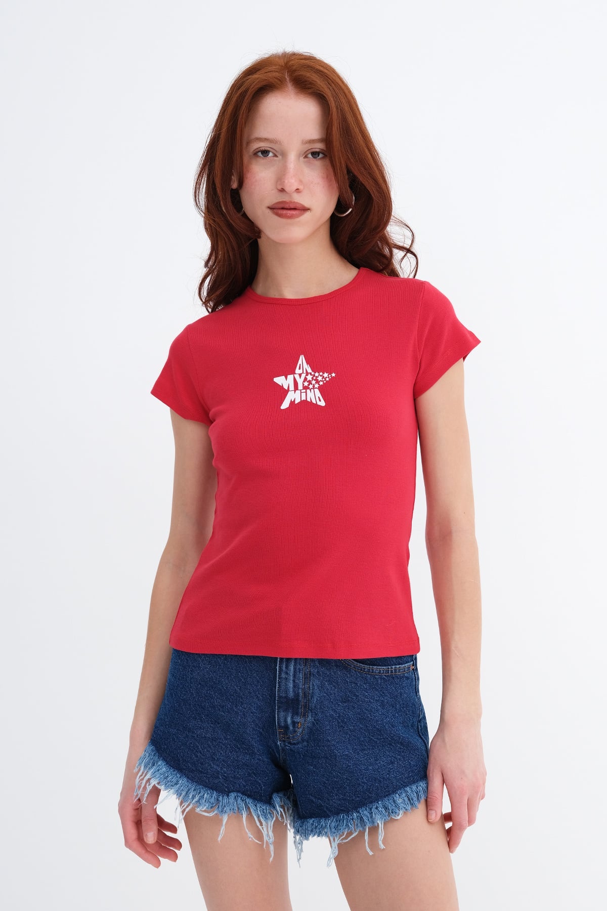 Bright-Red_Short-Sleeve-Printed-T-shirt-addax