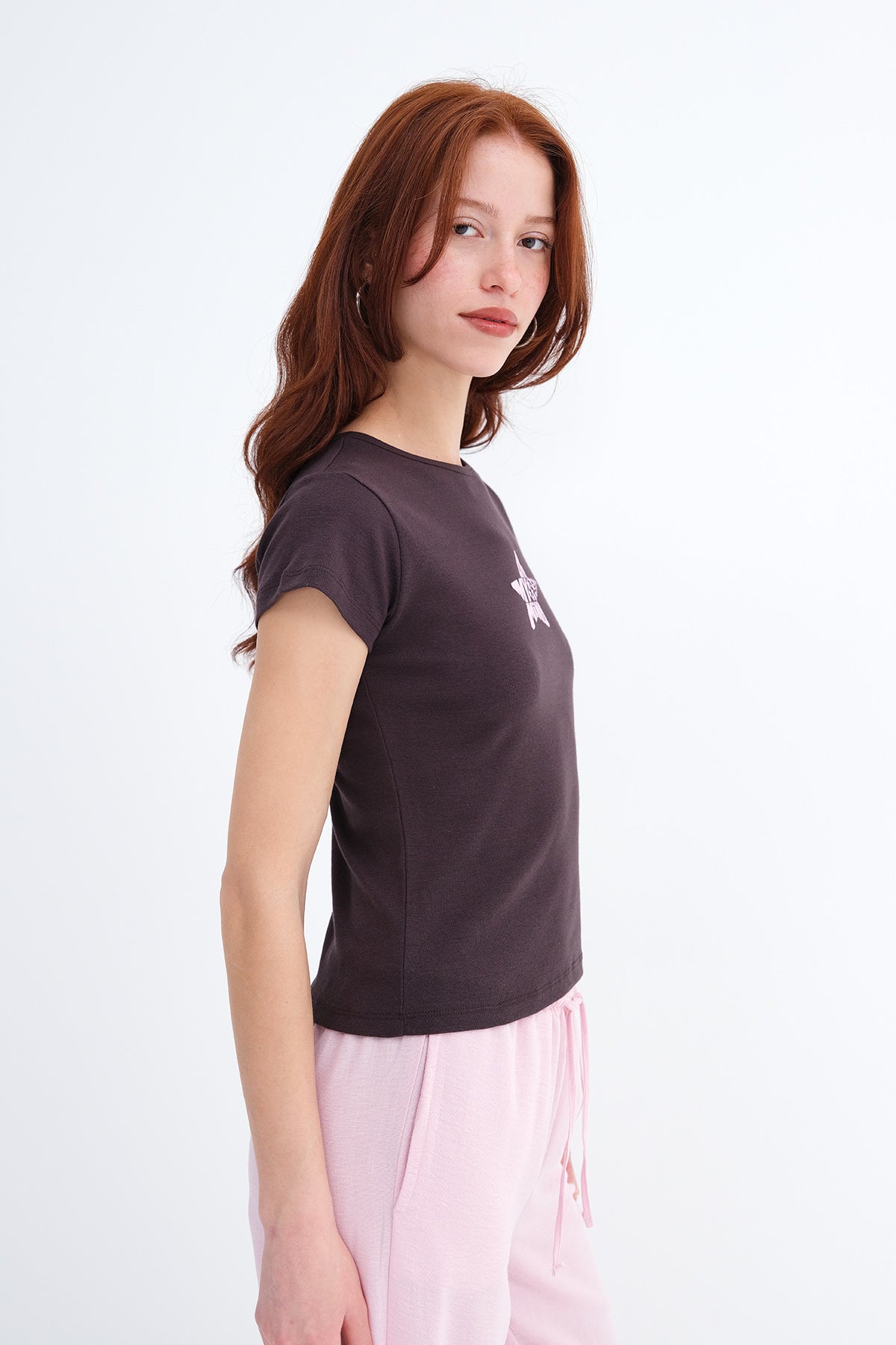 Soft-Brown_Short-Sleeve-Printed-T-shirt-addax