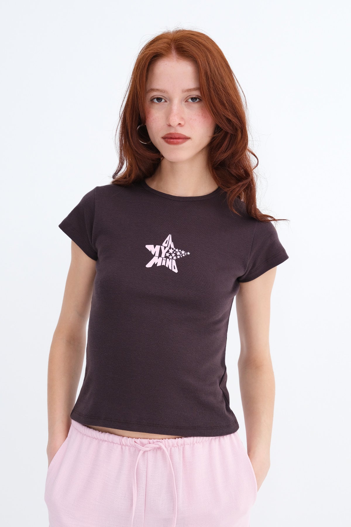 Soft-Brown_Short-Sleeve-Printed-T-shirt-addax