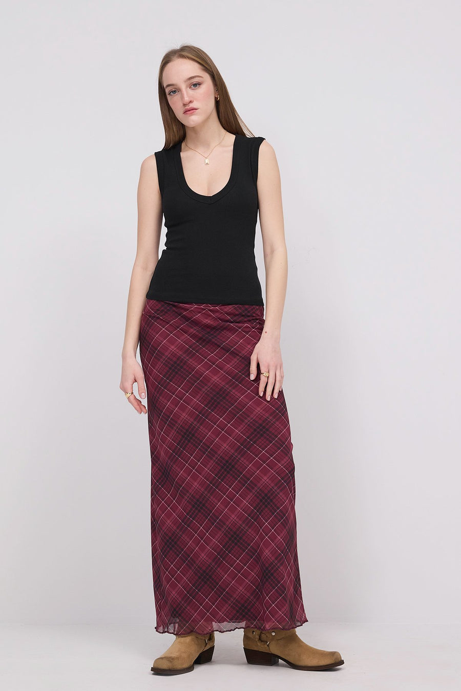 Black_V-Neck-Basic-Sleeveless-Blouse-addax