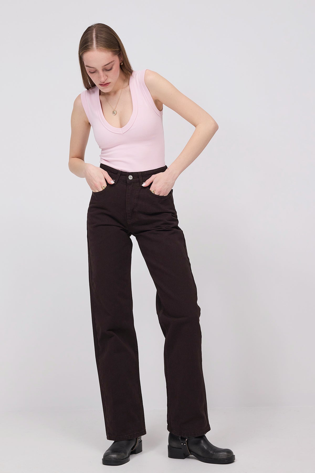 Lotus_V-Neck-Basic-Sleeveless-Blouse-addax