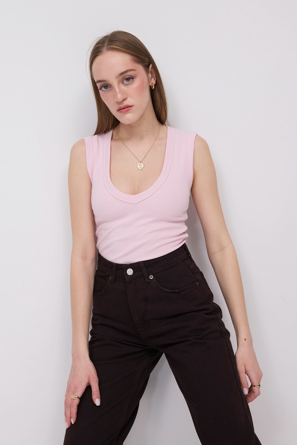 Lotus_V-Neck-Basic-Sleeveless-Blouse-addax